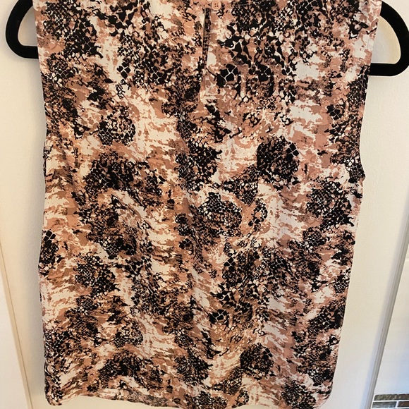 Jones New York Sleeveless Blouse - Picture 4 of 5